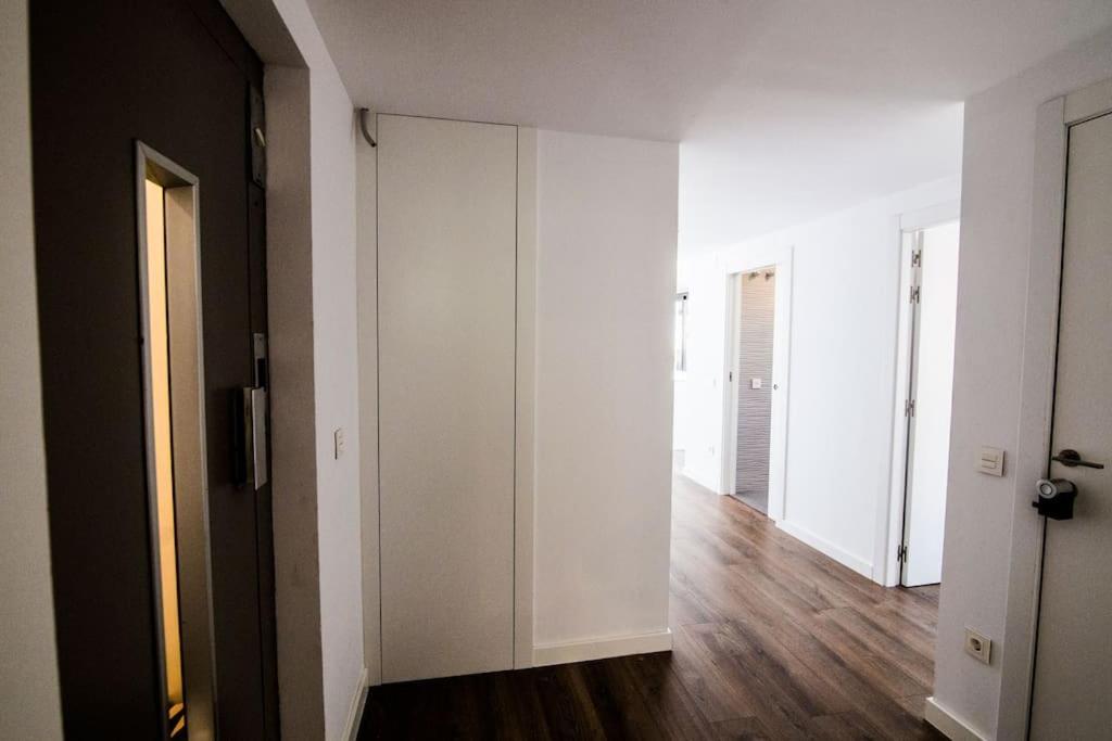 Ferienwohnung Atico Con Terraza En El Centro De Reus Exterior foto