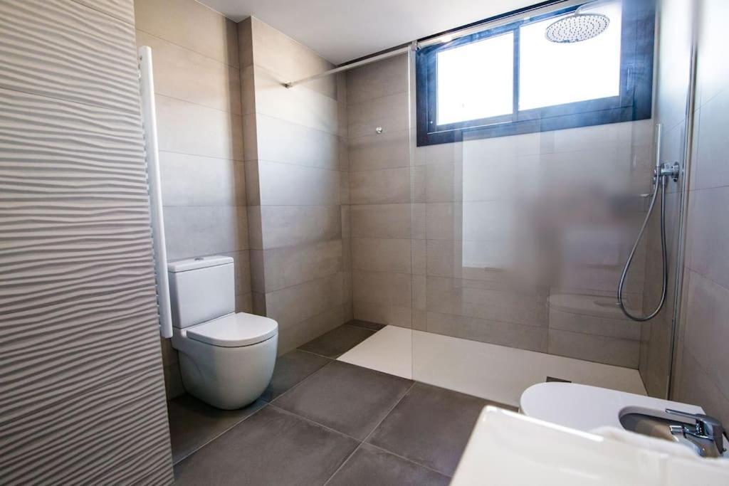 Ferienwohnung Atico Con Terraza En El Centro De Reus Exterior foto