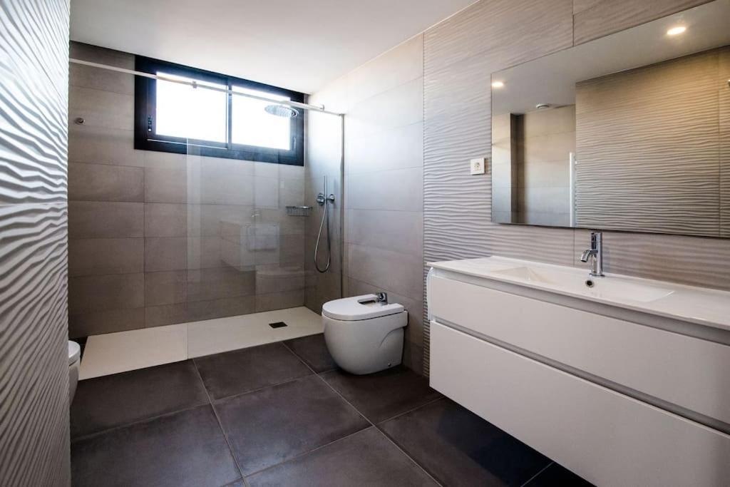 Ferienwohnung Atico Con Terraza En El Centro De Reus Exterior foto